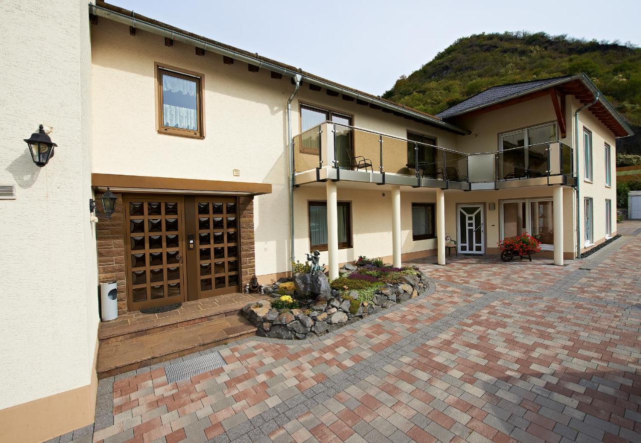 & Restaurant Krone Hotel 3*