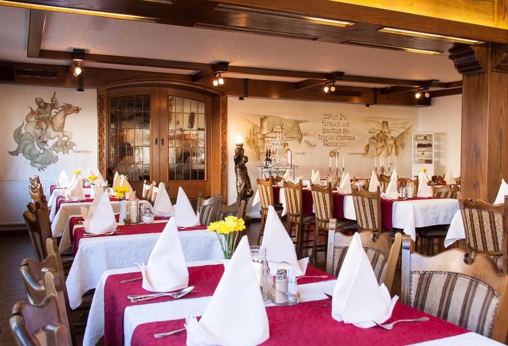 & Restaurant Krone Hotel