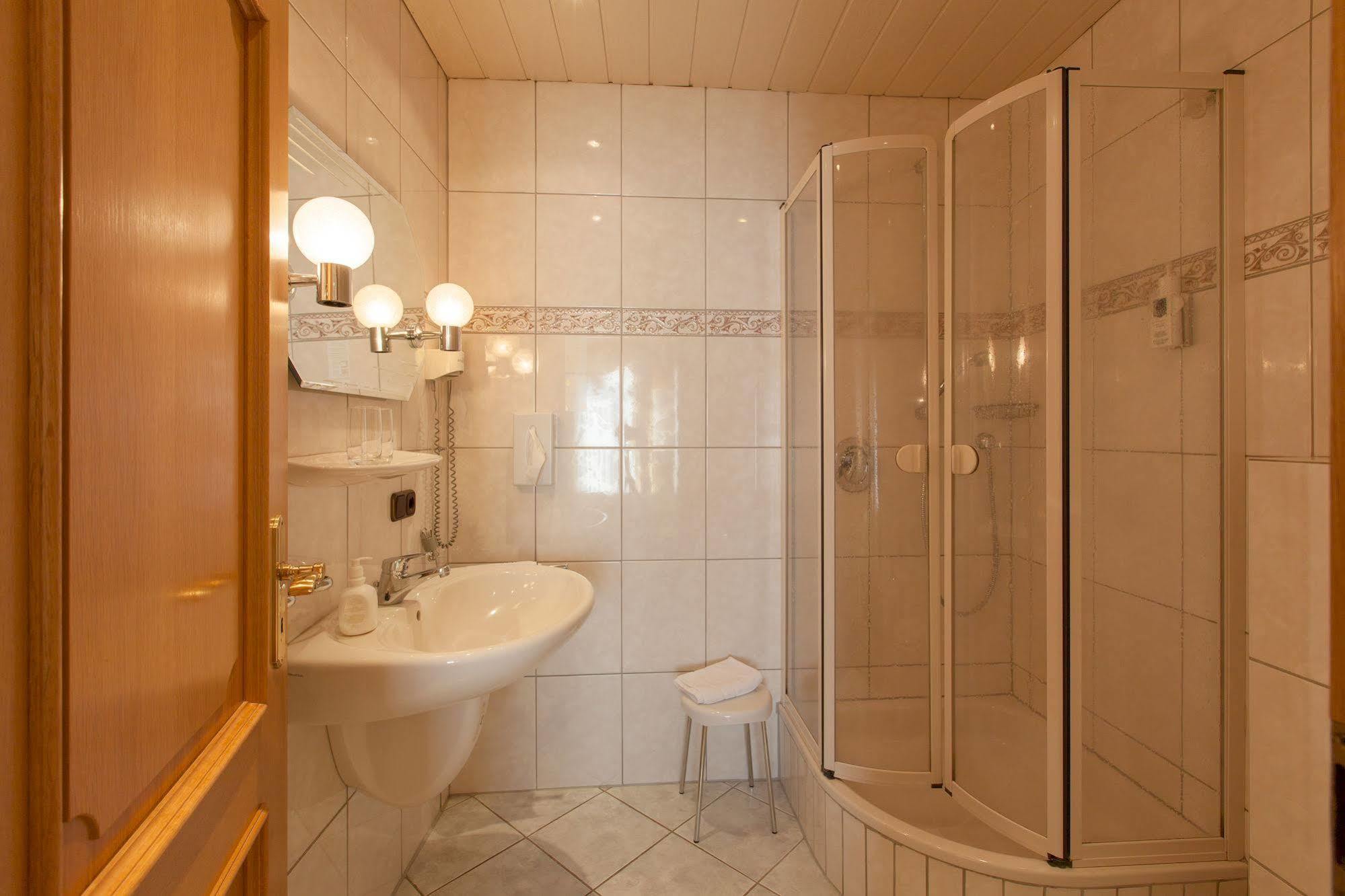 & Restaurant Krone Hotel 3*